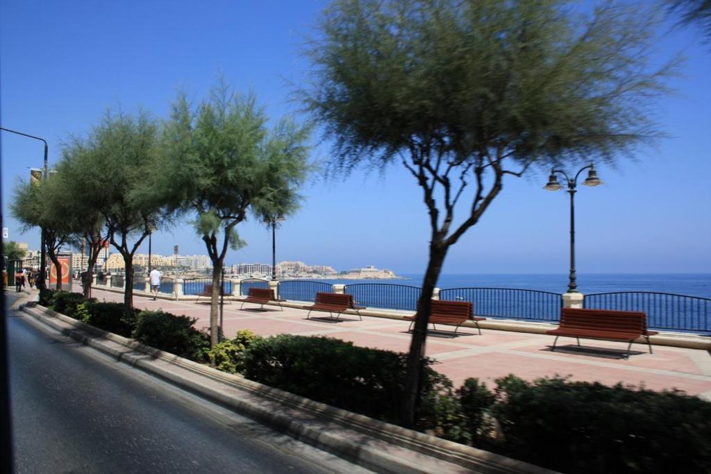 Apartament Unbeatable Location Valletta And Harbour Views Sliema Zewnętrze zdjęcie