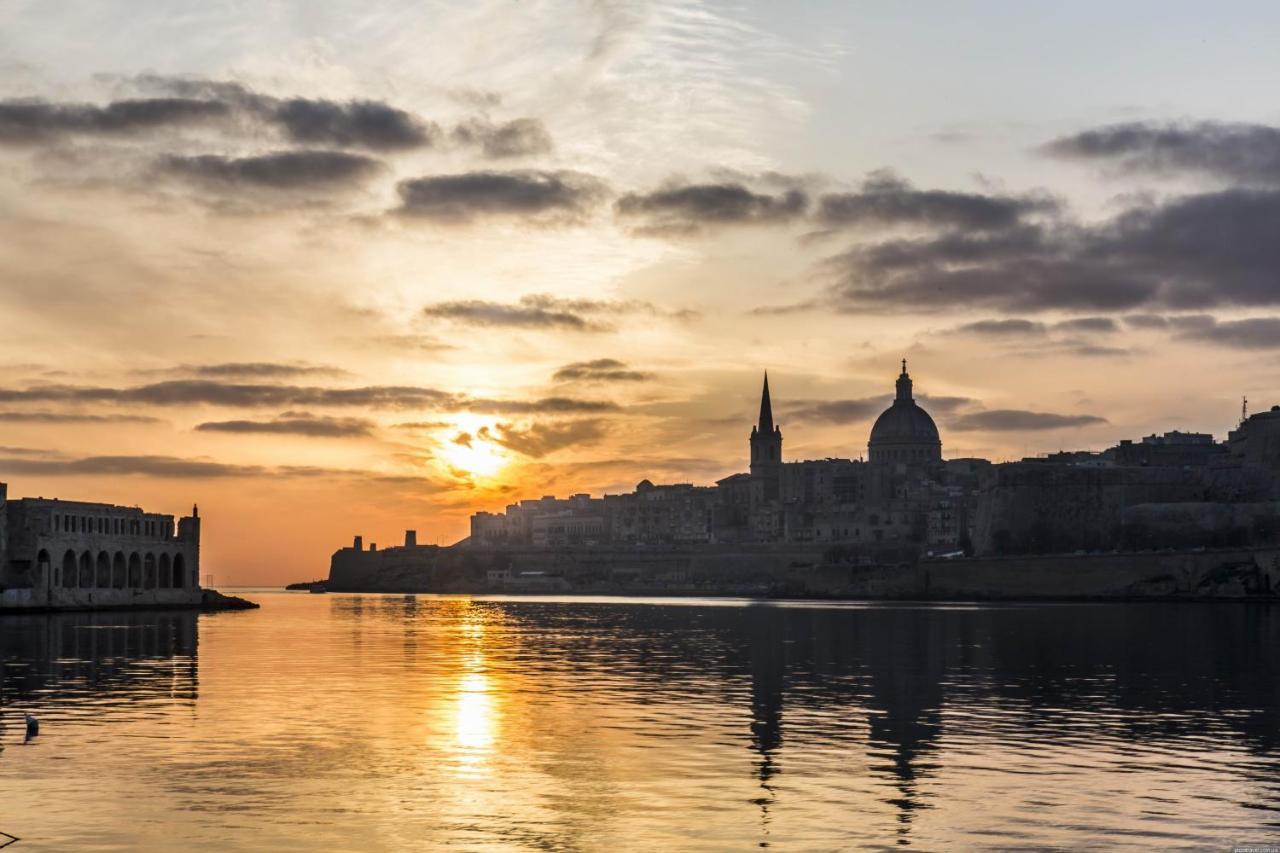 Apartament Unbeatable Location Valletta And Harbour Views Sliema Zewnętrze zdjęcie